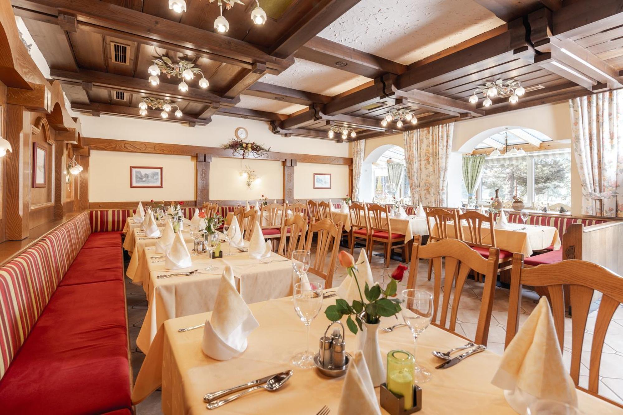 סנט מיכאל אים לונגאו Landhotel Stofflerwirt מראה חיצוני תמונה
