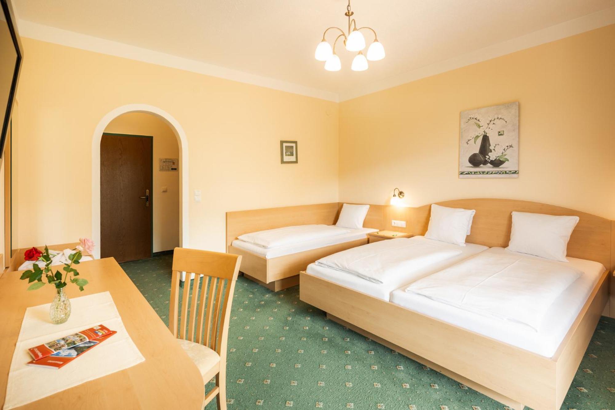 סנט מיכאל אים לונגאו Landhotel Stofflerwirt מראה חיצוני תמונה