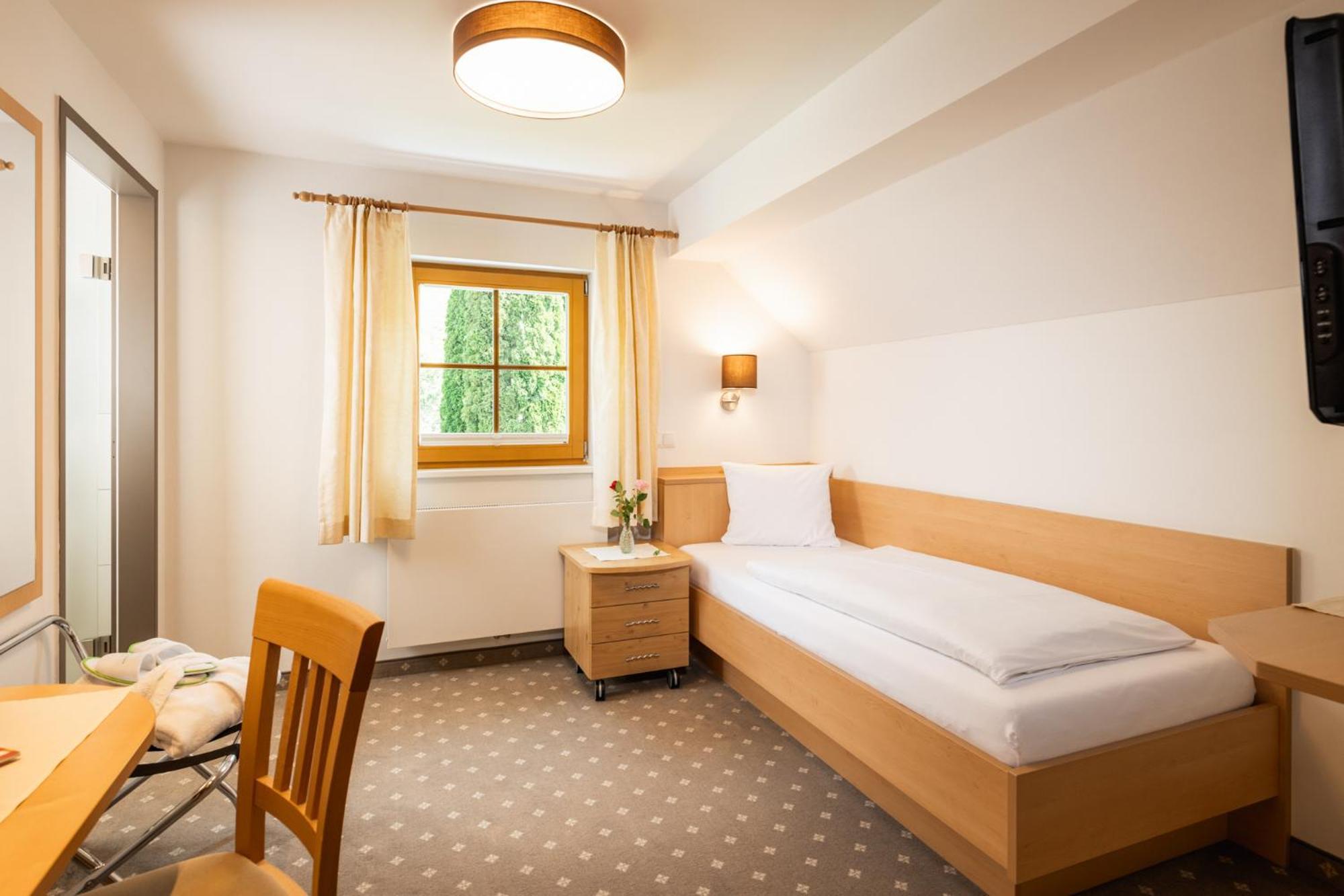סנט מיכאל אים לונגאו Landhotel Stofflerwirt מראה חיצוני תמונה
