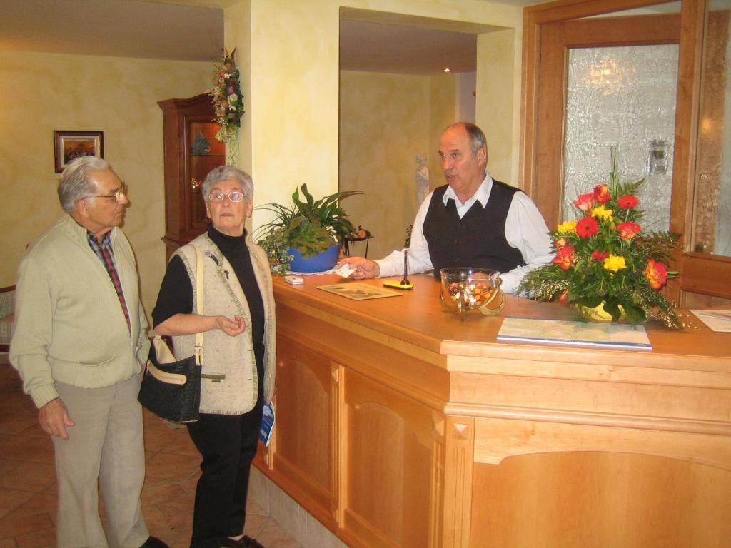סנט מיכאל אים לונגאו Landhotel Stofflerwirt מראה חיצוני תמונה