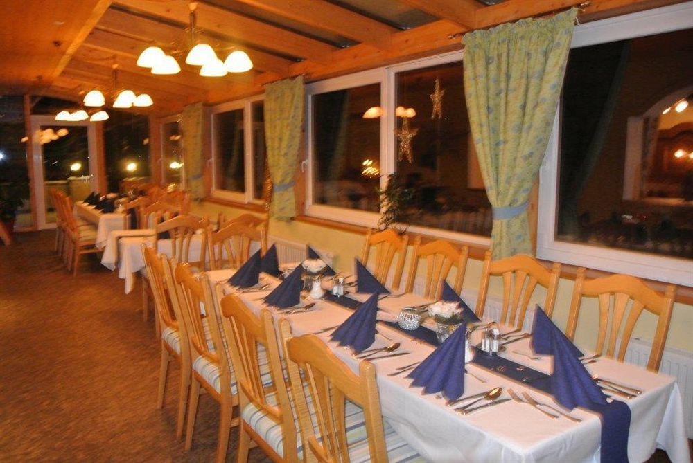 סנט מיכאל אים לונגאו Landhotel Stofflerwirt מראה חיצוני תמונה