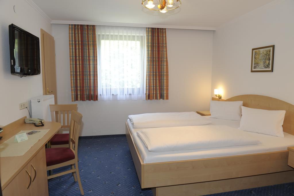 סנט מיכאל אים לונגאו Landhotel Stofflerwirt חדר תמונה